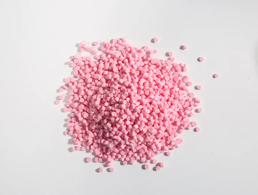 Informationen des TPE-Herstellers Huizhou: Welche Faktoren bestimmen die Lichtdurchlässigkeit von durchscheinenden TPE-Rohstoffpartikeln?