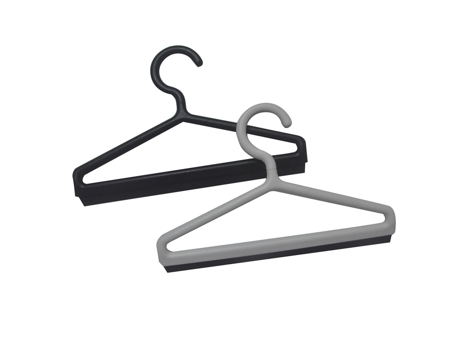 Kann die glänzende Oberfläche von TPE-umspritzten Teilen durch Nachbearbeitung wieder mattiert werden?